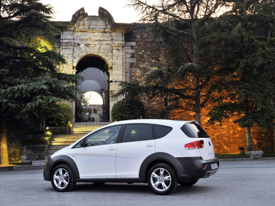  Seat Altea Freetrack 2009 года  (фото 10 из 21)